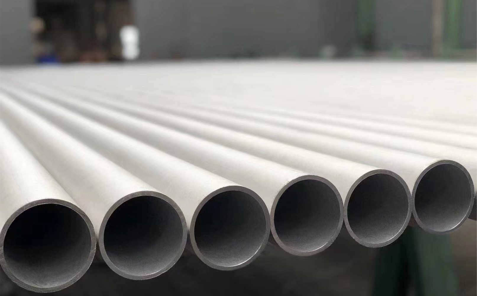 無(wú)縫不銹鋼管：現(xiàn)代工業(yè)的基石